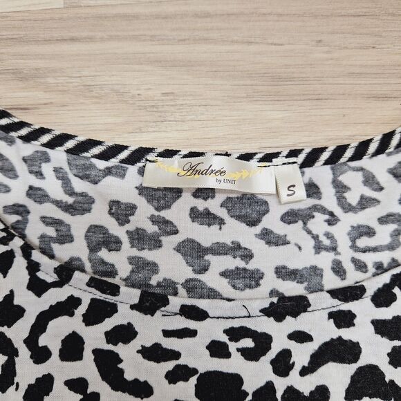 ANDREE BY UNIT Womens White Black Leather Print Stripe Shirt Size Small - Picture 6 of 7